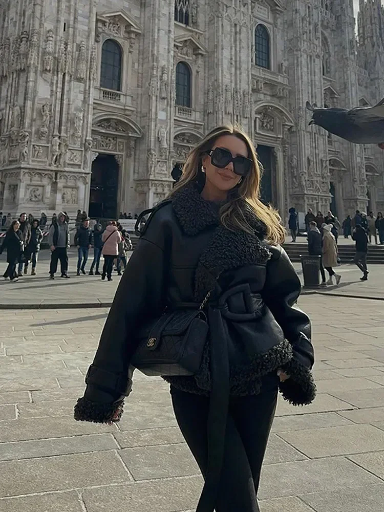 2025 Winter New Lady Commuter Streetwear Vintage Black Lamb Wool Jacket Lapel Long Sleeves Thick Warm Coats Lace Up Casual Coat