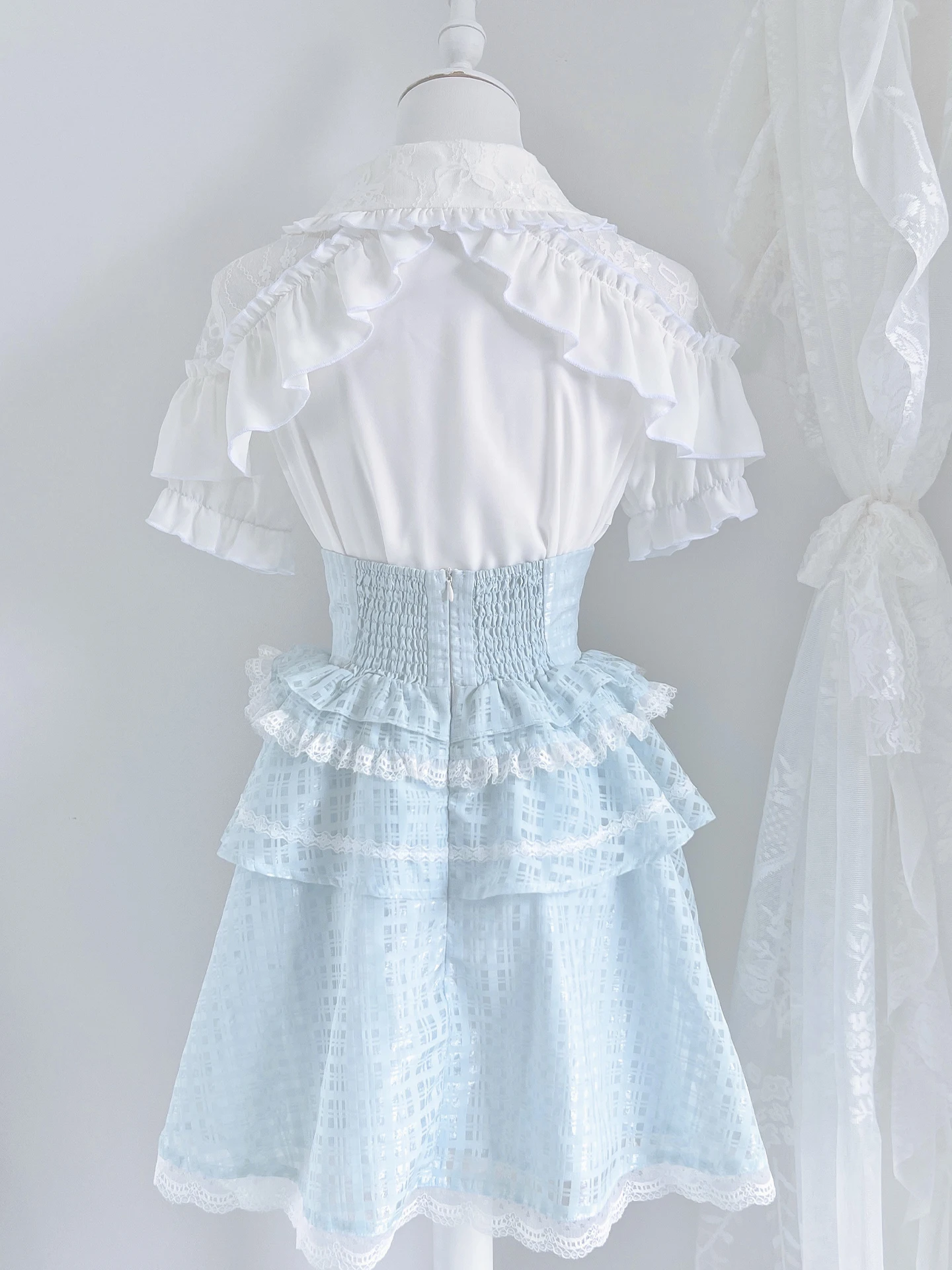 Design original chão bud menina renda camisa de manga curta saia de cintura conjunto de duas peças estilo acadêmico camisas brancas saia plissada terno