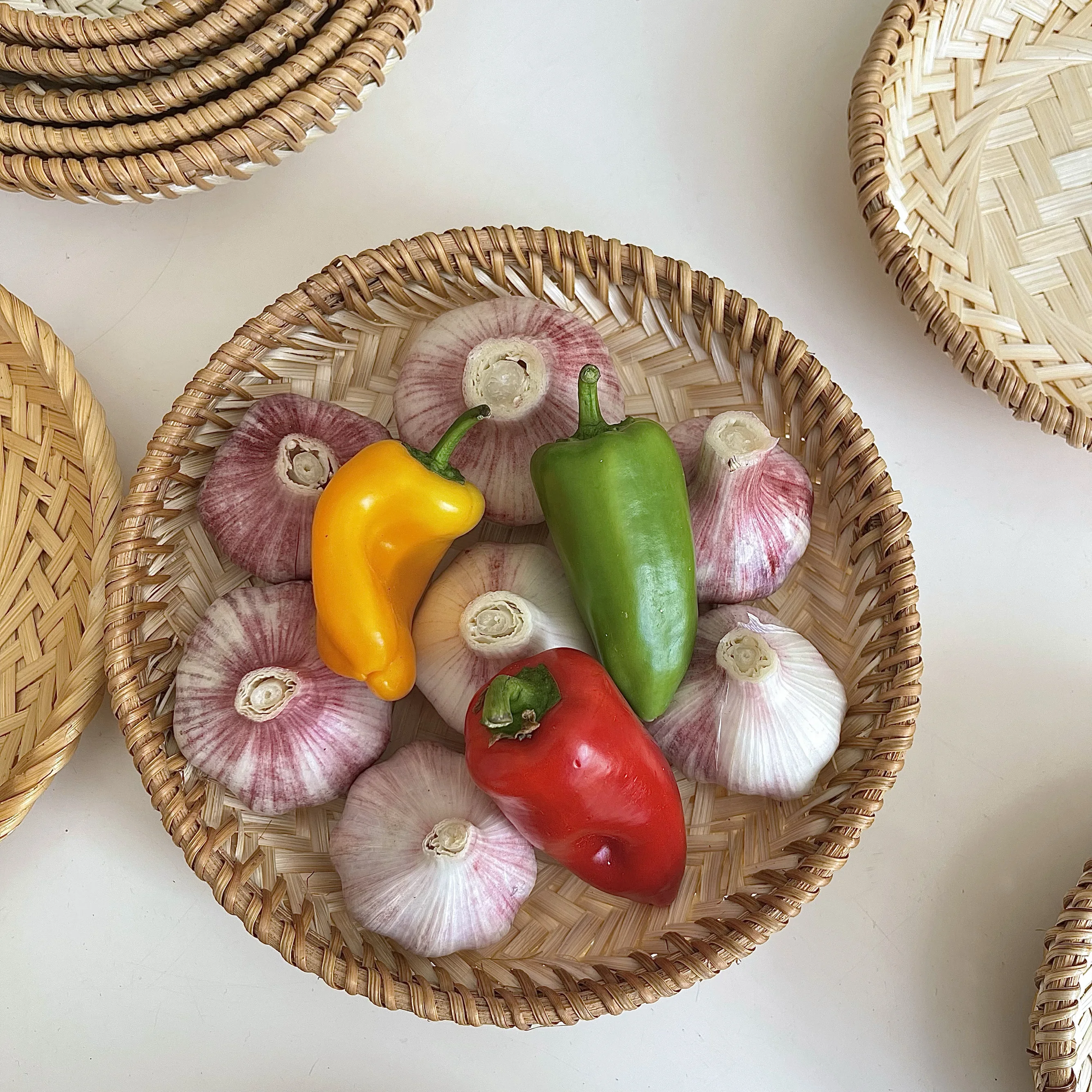 

Hanrted Bamboo Wier round Storage Basket Chinese Zen Sle Sna Plate Vegetable Basket Tea Points Fruit Dry Fruit Basket