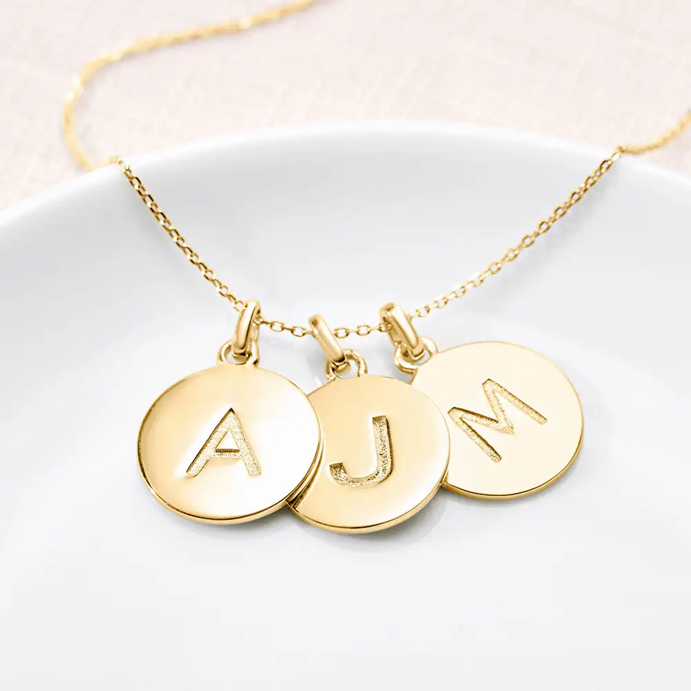 

Custom Zircon Letter Pendant Necklace 18K Gold Plated Copper Personalized Initial Jewelry Dainty Gift for Her Mom Mother‘s Day