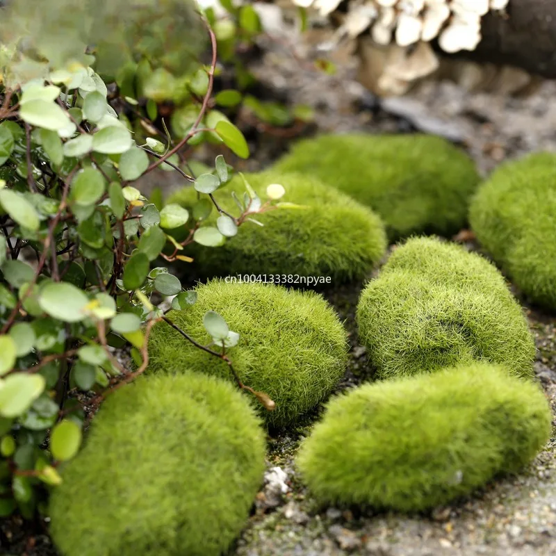 1PCS Artificial Green Moss Ball Fake Stone Simulation Plant Diy Decoration for Shop Window Hotel Home Office Plant Wall Decor