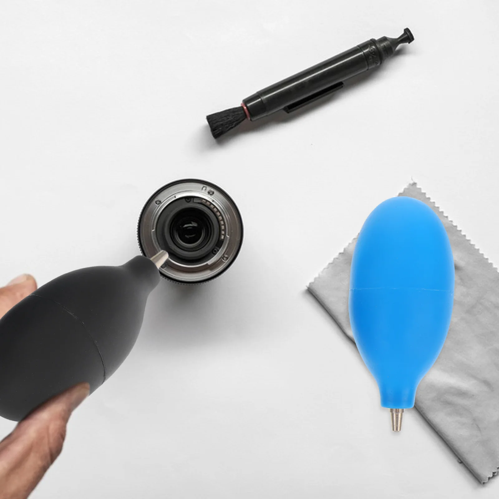 

2pcs Air Blower Dust Cleaner Ball for Camera Lens Computer Cleaning Reusable Squeeze Pump Sealed Nozzle Fast Rebound Large Air