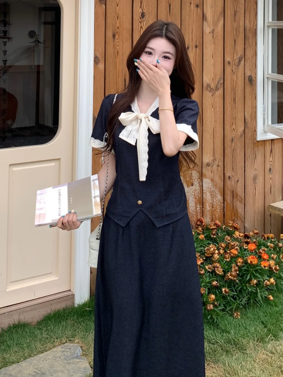 

Летний комплект больших размеров: топ и юбка с узлом на талии в стиле «Маленький аромат», стройнящий силуэт