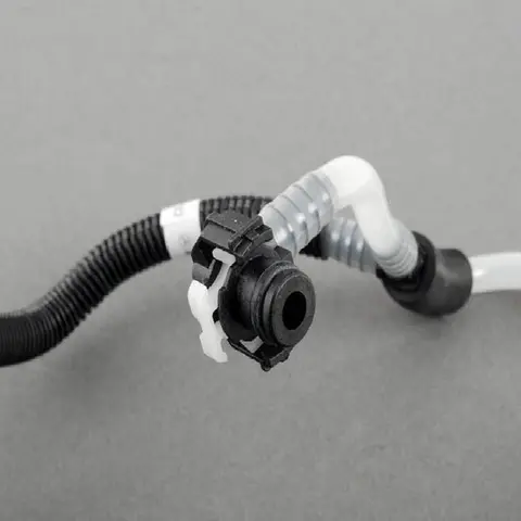 6120703232 A6120703232 Dieselbränsletreturledningsslang för Mercedes Benz W163 ML / W203 C / W210 E / C209 CLK 10 best sales Mercedes ML270 - №2