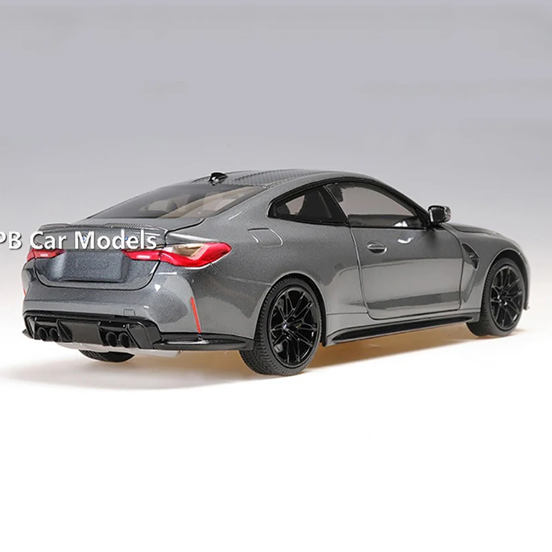 Minichamps 1:18 2020 M4 coupe coupe alloy car model collection