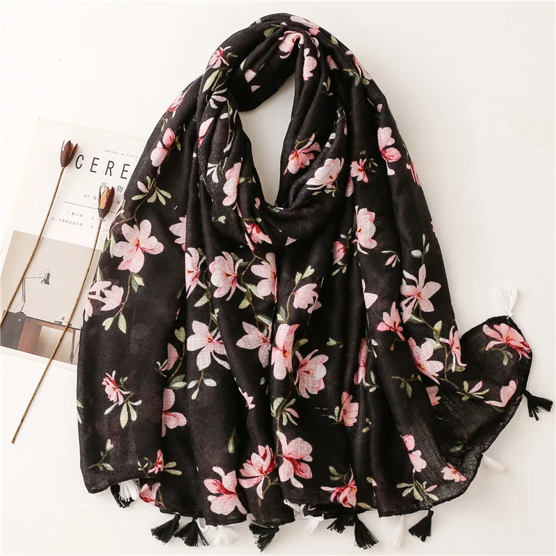 

2022 Fashion Cotton Flower Pattern Tassel Scarf Shawls Soft Head Wrap Hijab Scarves Free Shipping