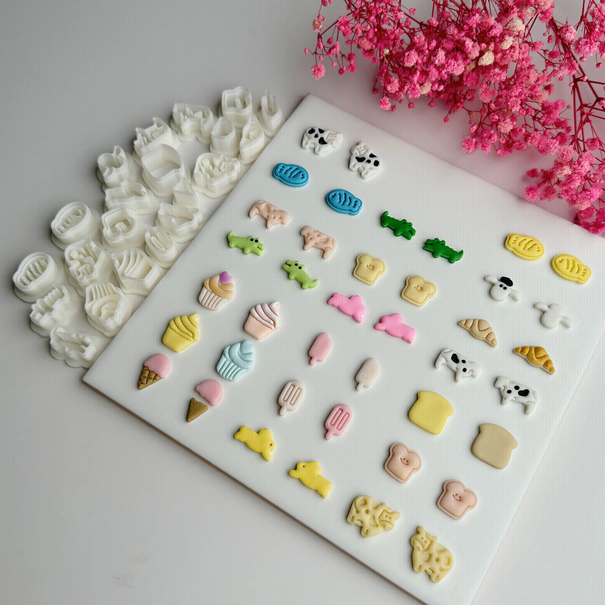 MINI Cute Crocodile/Cow/Rabbit/Cupcake/Toast/Bread Shaped Polymer Clay Cutters Mirror Cutting Mold For DIY Earrings Decoration