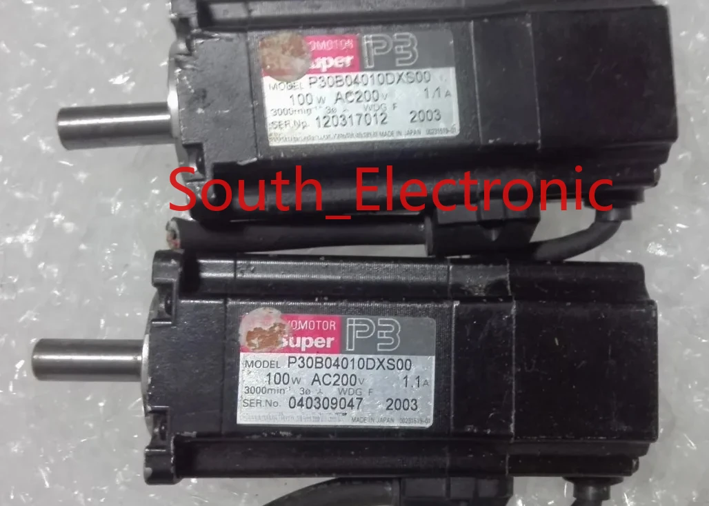 P30B04010DXS00  servo motor  ,  In good working condition, free shipping  a