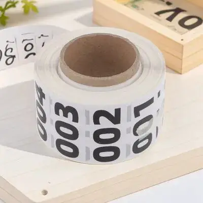 

Рулон самоклеящихся этикеток с последовательными номерами 0-999 для склада, вешалок для одежды, офиса, школы, класса