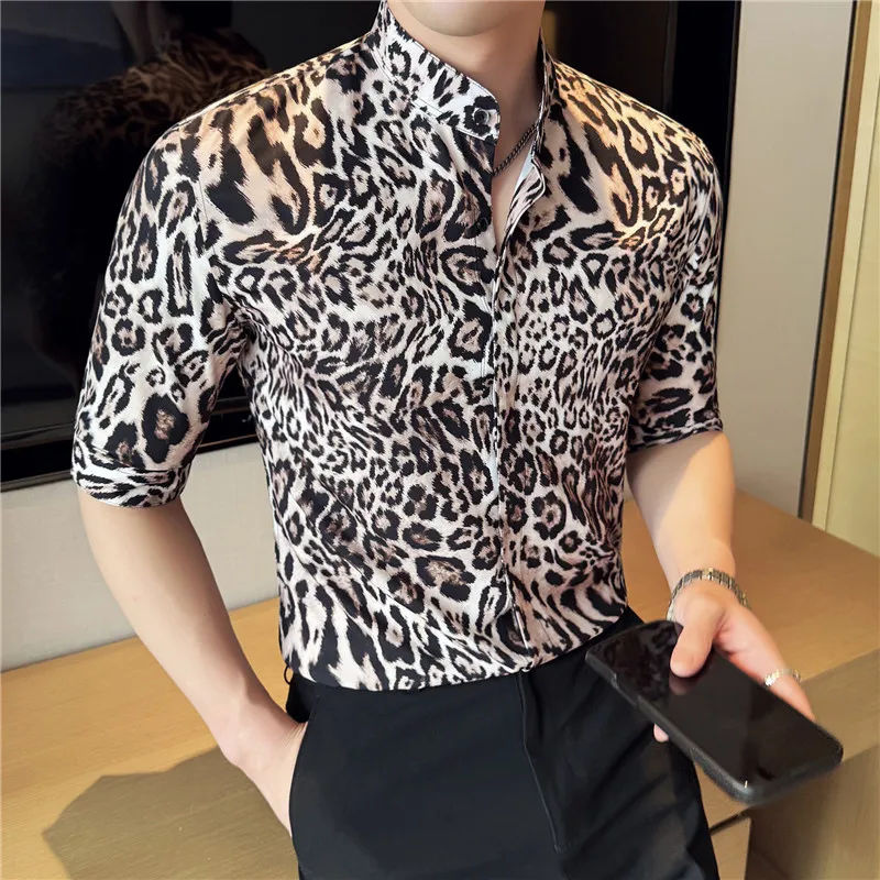 

Мужская рубашка цвета хаки с леопардовым принтом — летний топ с воротником-стойкой и средними рукавами, легкий и дышащий, оптовая продажа в уличном стиле (M-4XL)