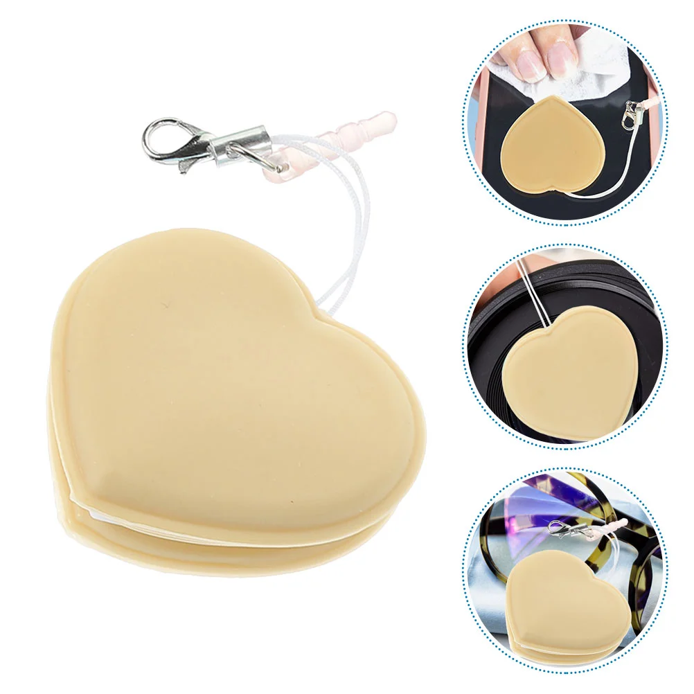 Salviette per pulire lo schermo del telefono Macaron a forma di cuore, per lenti, occhiali, fotocamera, portatile, da viaggio, simpatico cartone animato, decorazione da appendere