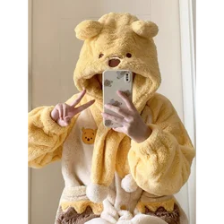 Disney Winnie the Pooh New Cute Autumn and Winter Girls Comfortable, Soft and Fashionable Cartoon Warm Coral Fleece Nightgown