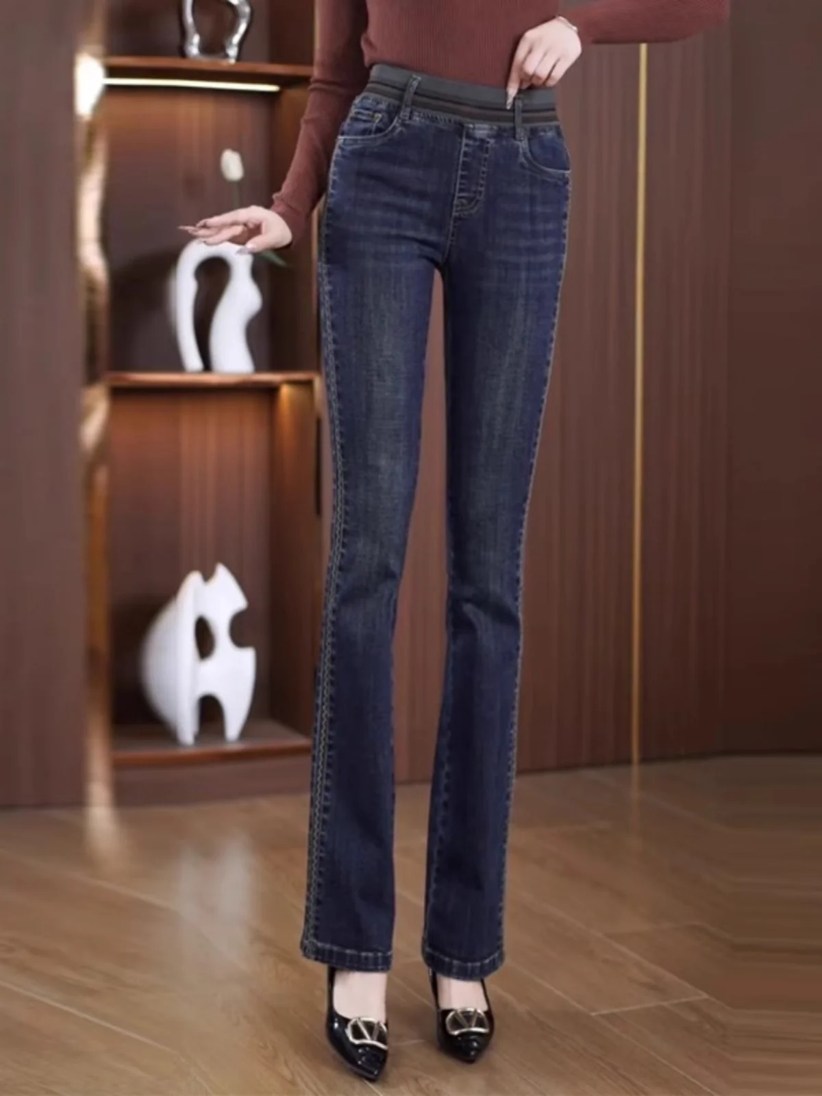 

High Waist Thiened Fce Lined Embroidered Denim Pants Long Velvet Micro Flared Hoof Pants for Women Winter New Arrival