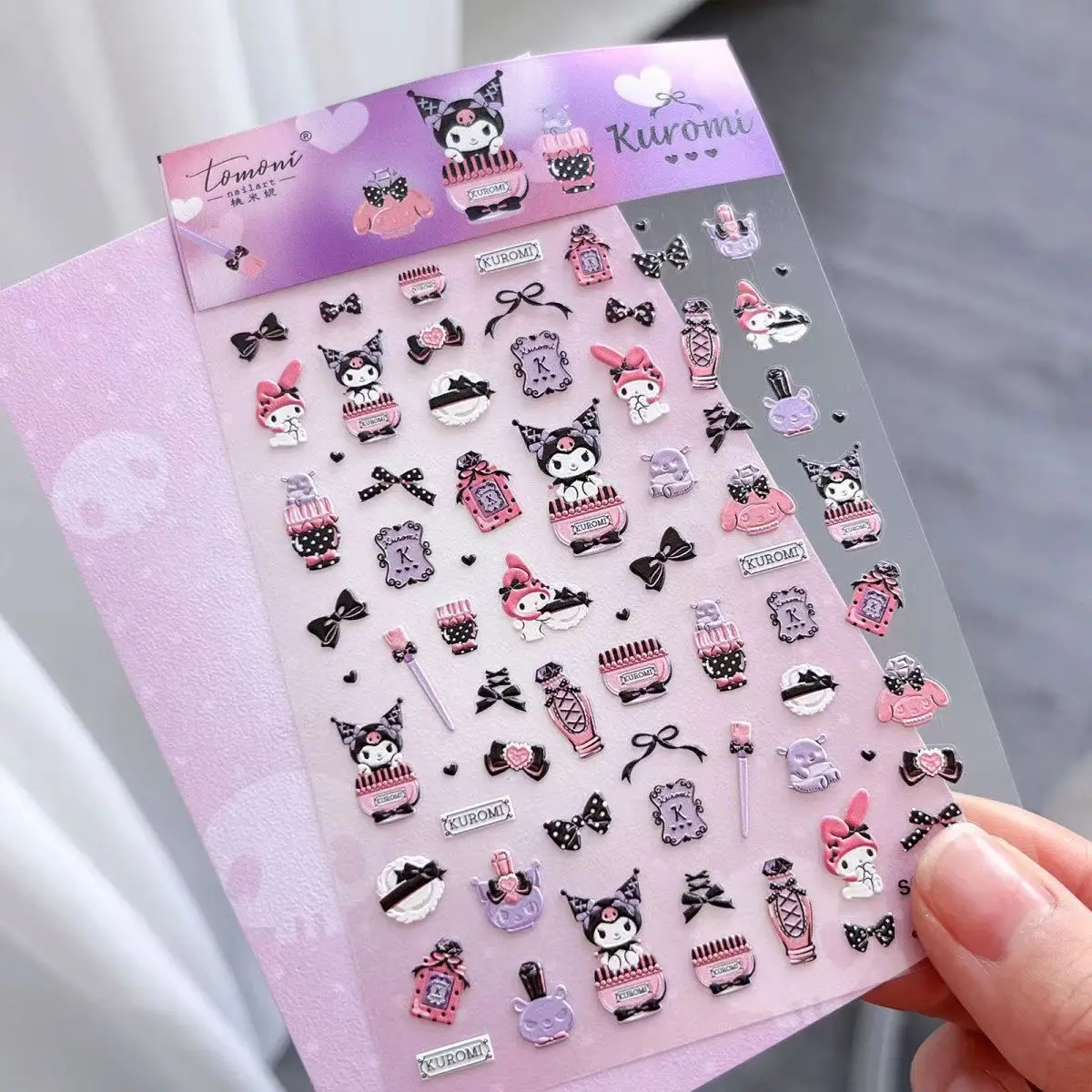 1 sayfalık Sanrio Kulomi KT kedi tırnak sticker karikatür anime sevimli tatlı tırnak macun geri tutkal dekorasyon