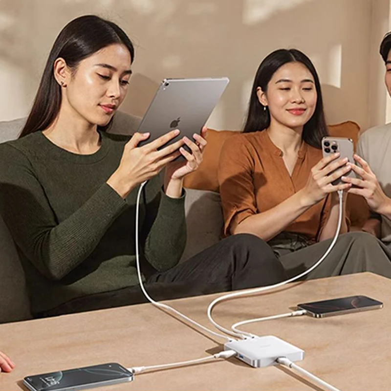 GaN Desktop Charging Dock 130W High-Power 6-in-1 Charger Compatible with Mainstream Digital Devices (Type-C + USB)