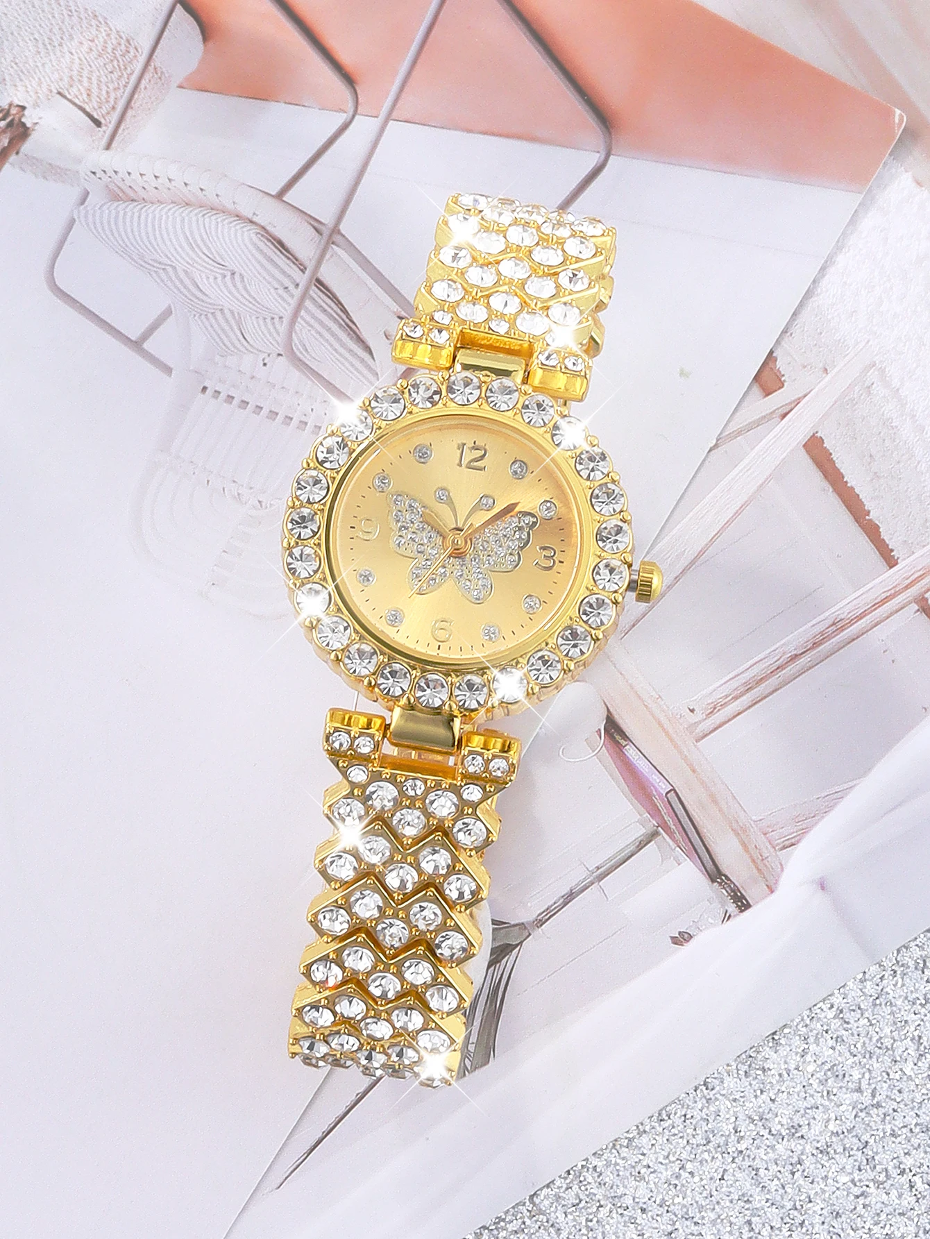 Gold diamond-filled Butterfly ladies quartz watch with a cross Cuban chain gift party set