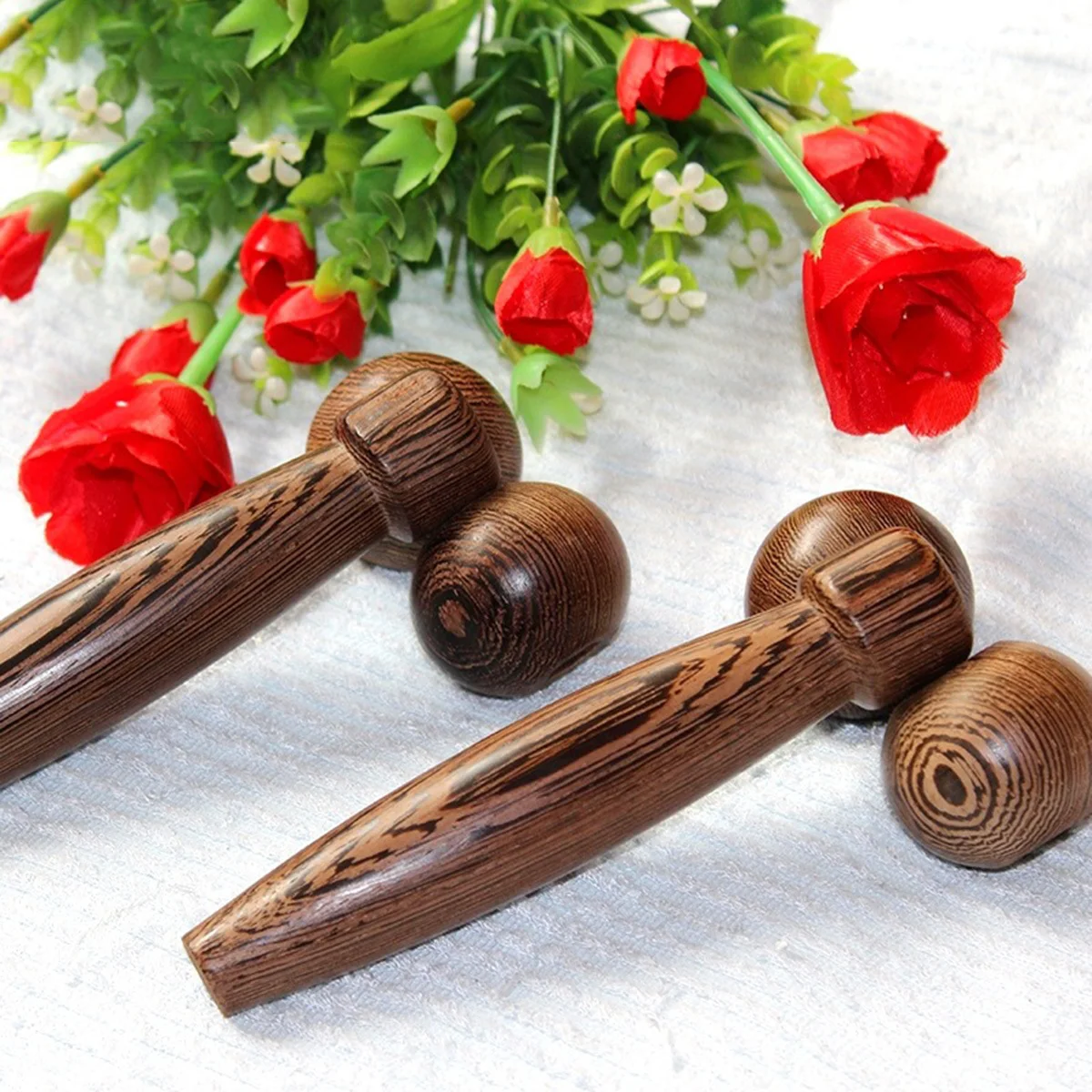 

Ergonomically Designed Wooden Face Massage Tool for and Skin Tightening Face Massager Beauty Massager