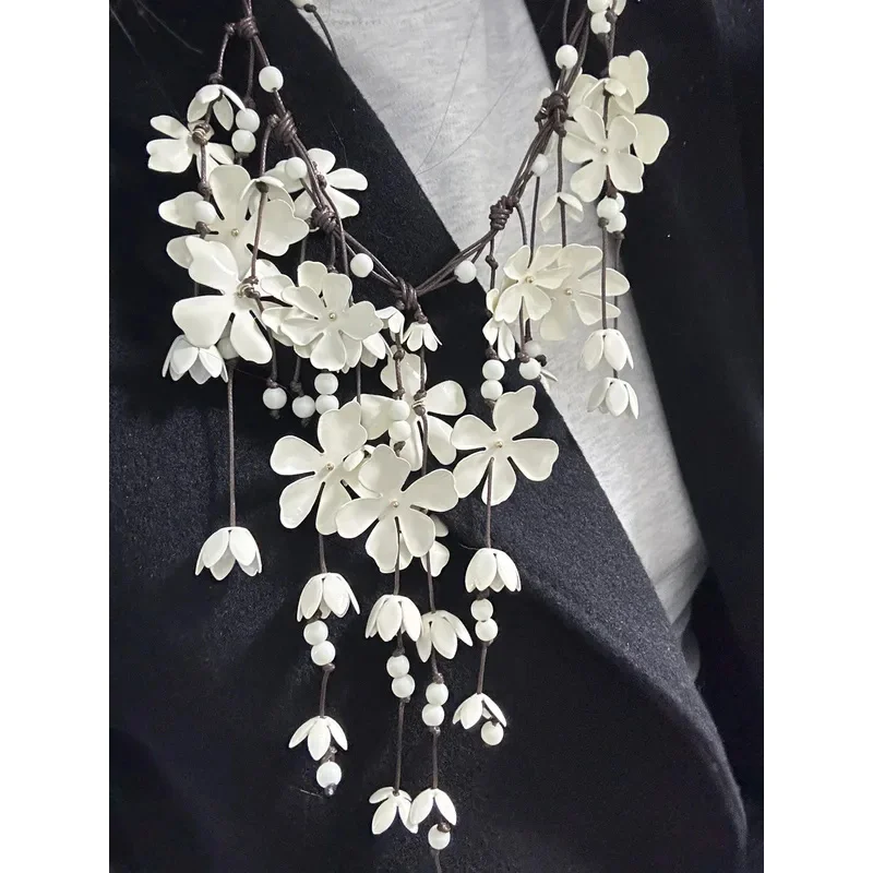 

TUES Multi-layered Waterfall Shaped White Flowers Necklace for Women Boho Handmade Chains Tassels Necklaces Jewelry Accessories