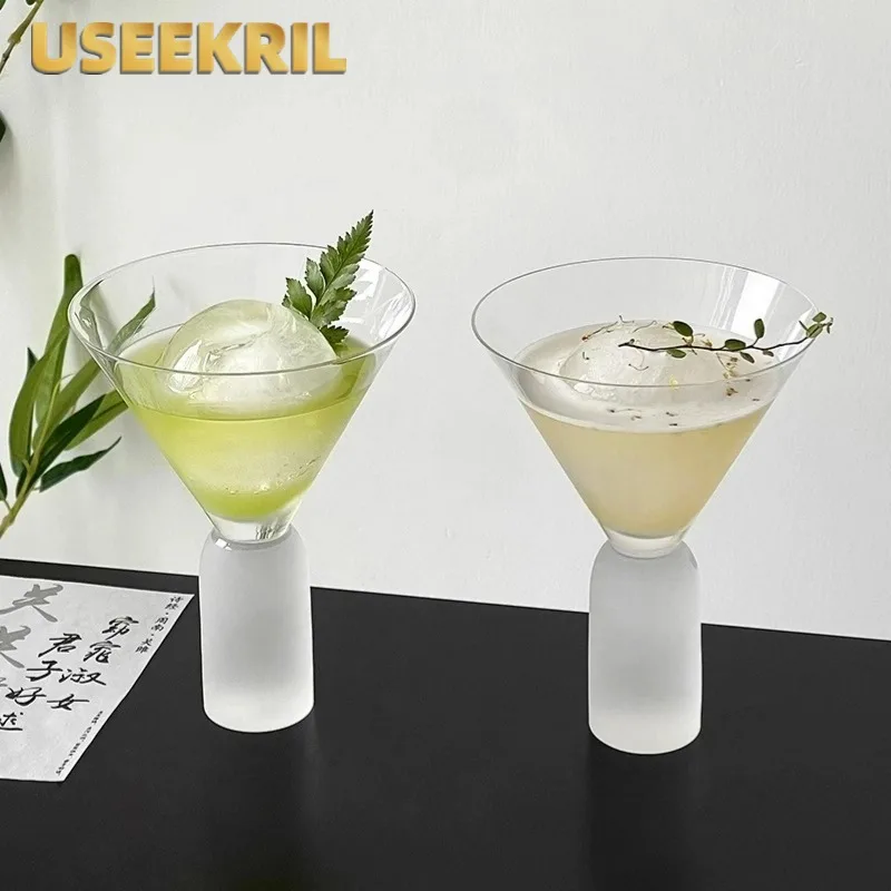 Copas de cóctel creativas con mango esmerilado, vasos de vidrio, taza de Martini de pie alto, taza de bebida fría de postre Simple, herramientas de cocina