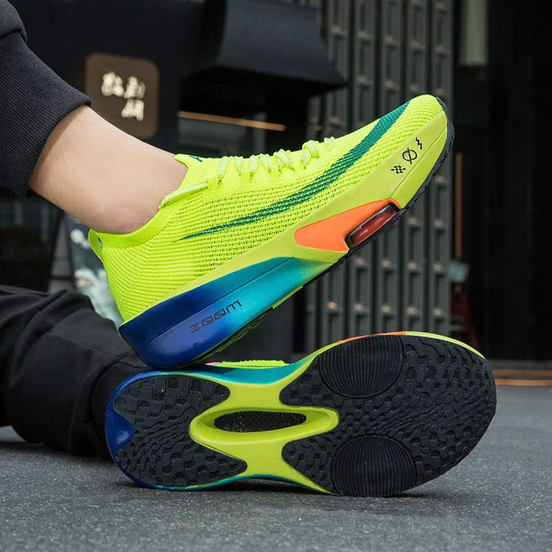 2025 New Marathon Running Shoes, Lightweight Racing Carbon Plate Running Shoes, Men's and Women's Outdoor Sports Shoes