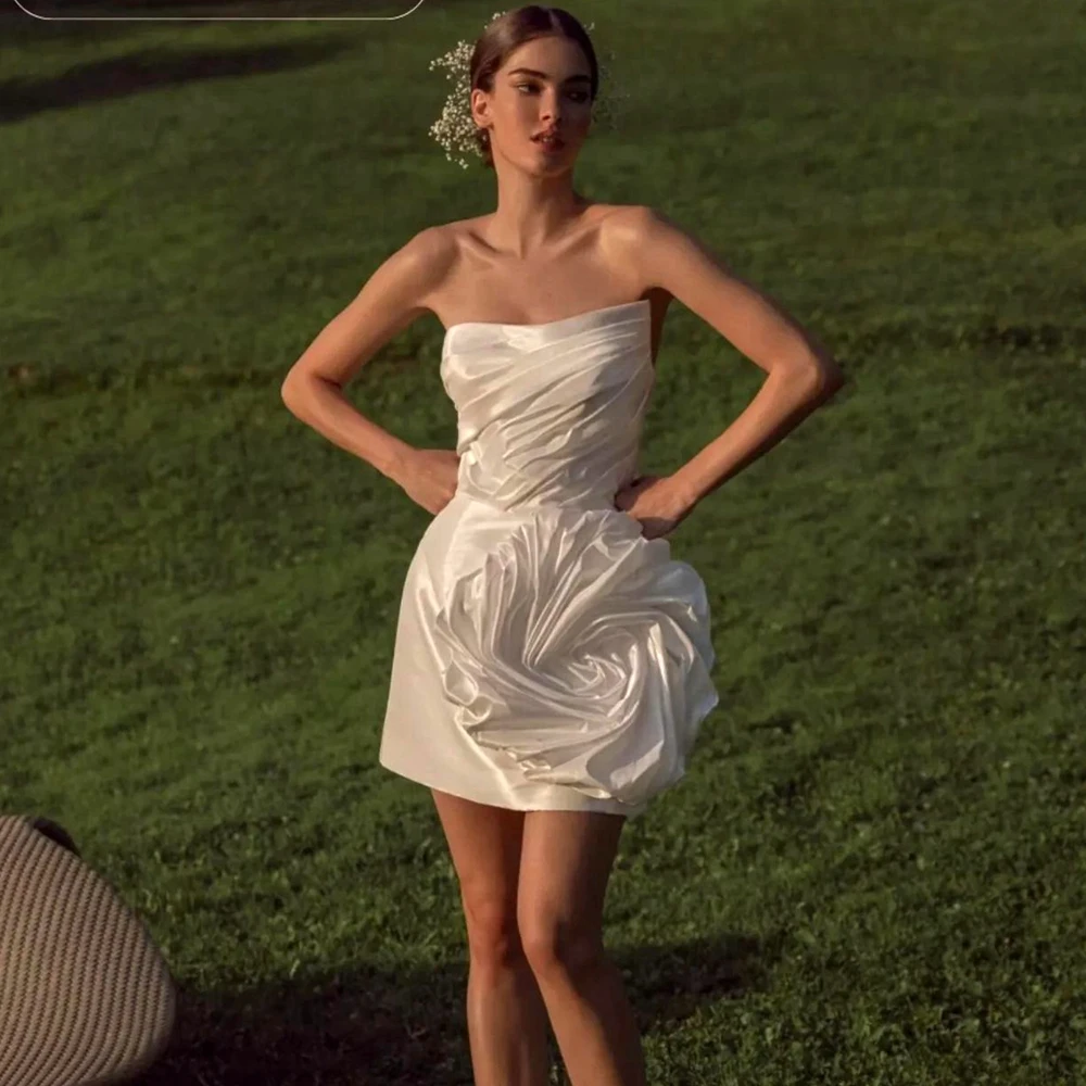 

Modern Satin Mini Cocktail Dresses Charming Strapless Taffeta Prom Party Gowns Unique Floral Ruffles Formal Evening Gown