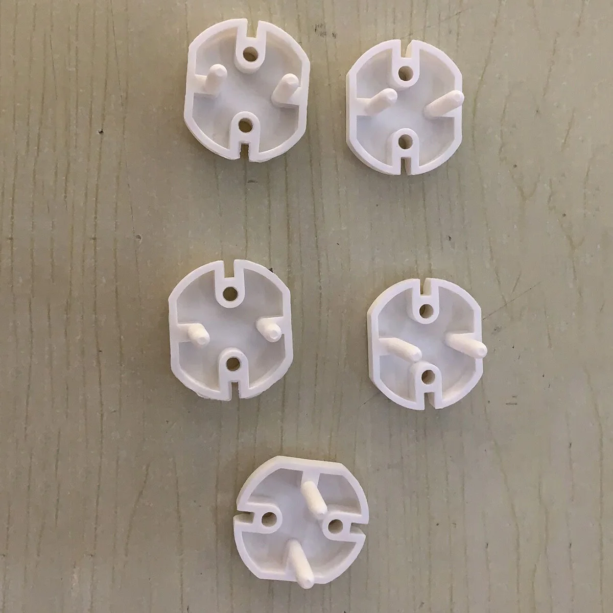 

10Pcs Outlet Covers Baby Safety Plug Protectors No Tools Required for Removal Plug Socket Covers Socket Protectors