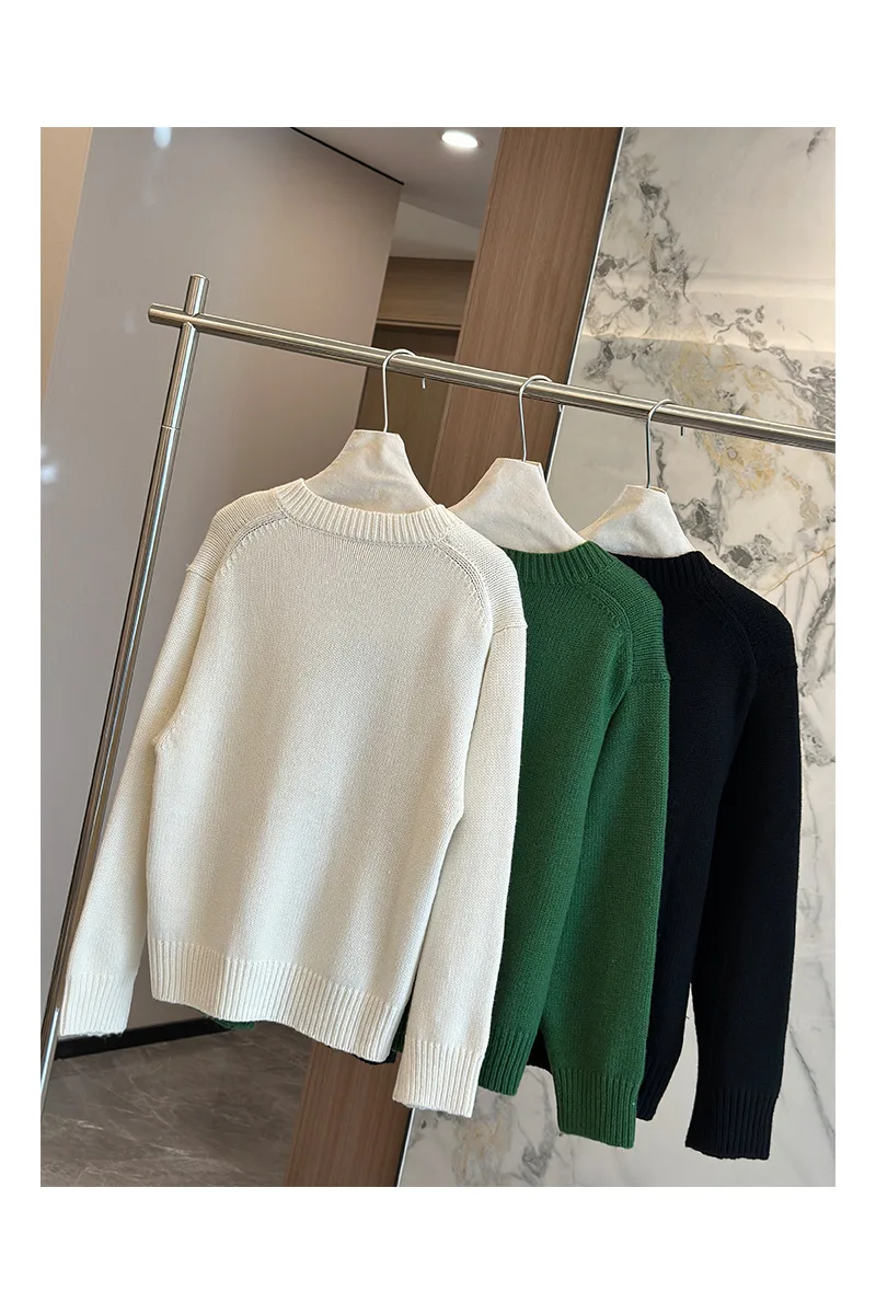 Design Wool Cashmere Women Sweater V-neck Causal Loose Warm Thick Knitted Lady Sweater Top 2024 Winter Niche New