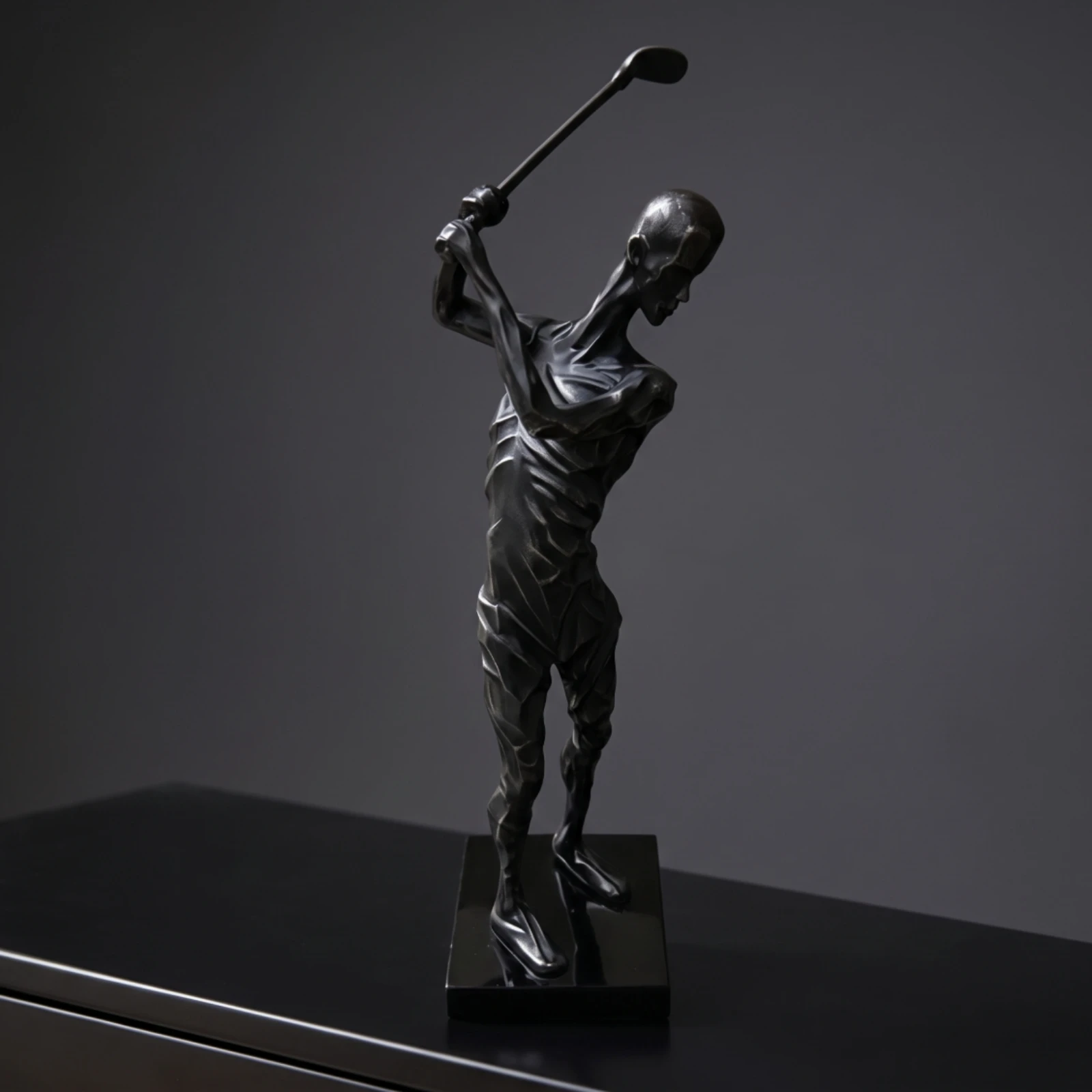 Golf Sculpture with Base Decorative Golfer Statue Golf Figurine Elegant Golfer Figurine Minimalist for Golfers, Trophy Shelf
