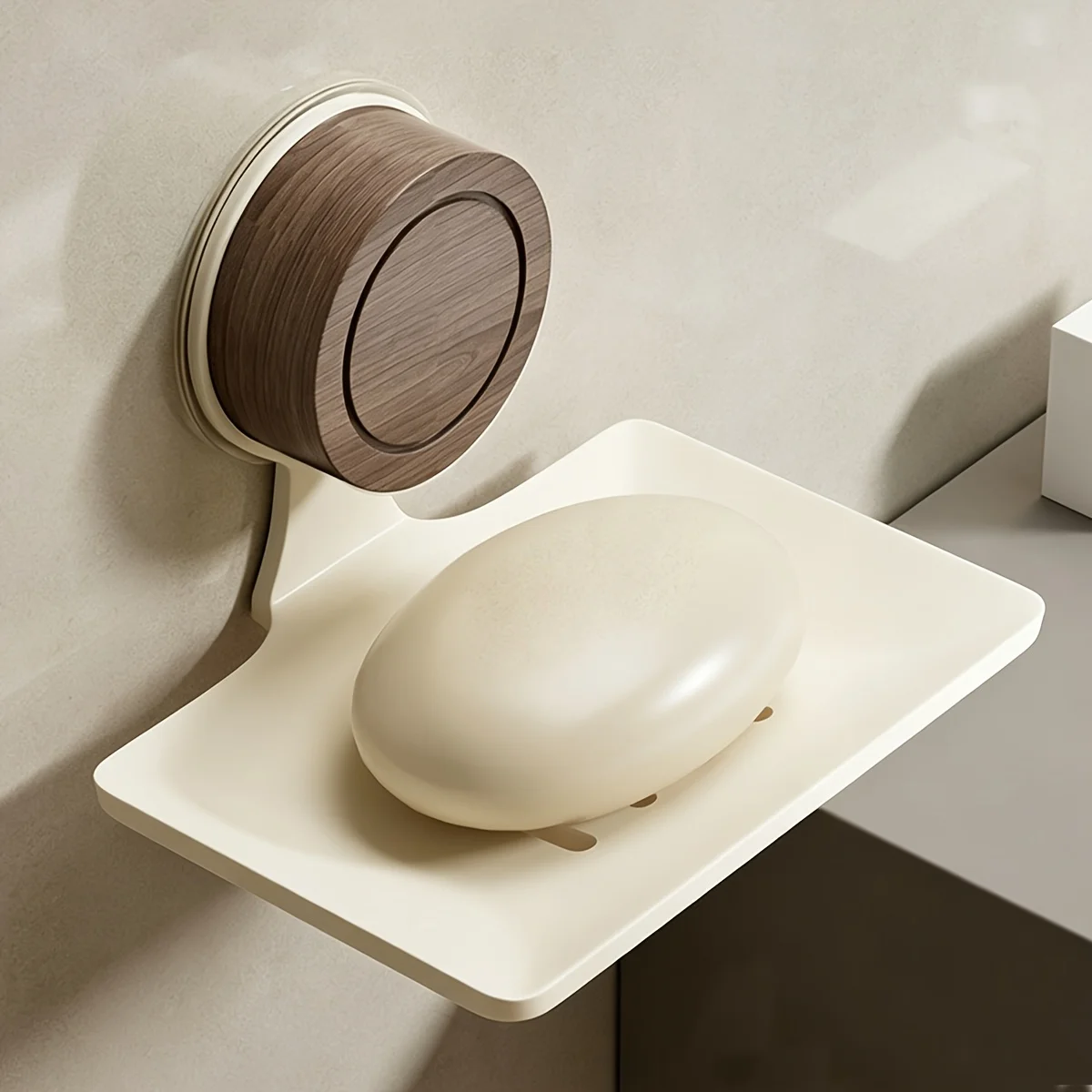 Suction Cup Soap Dish with Drain Holes, Wall-Mounted Metal Soap Tray for Bathroom and Kitchen, Rust-Proof, Easy to Install