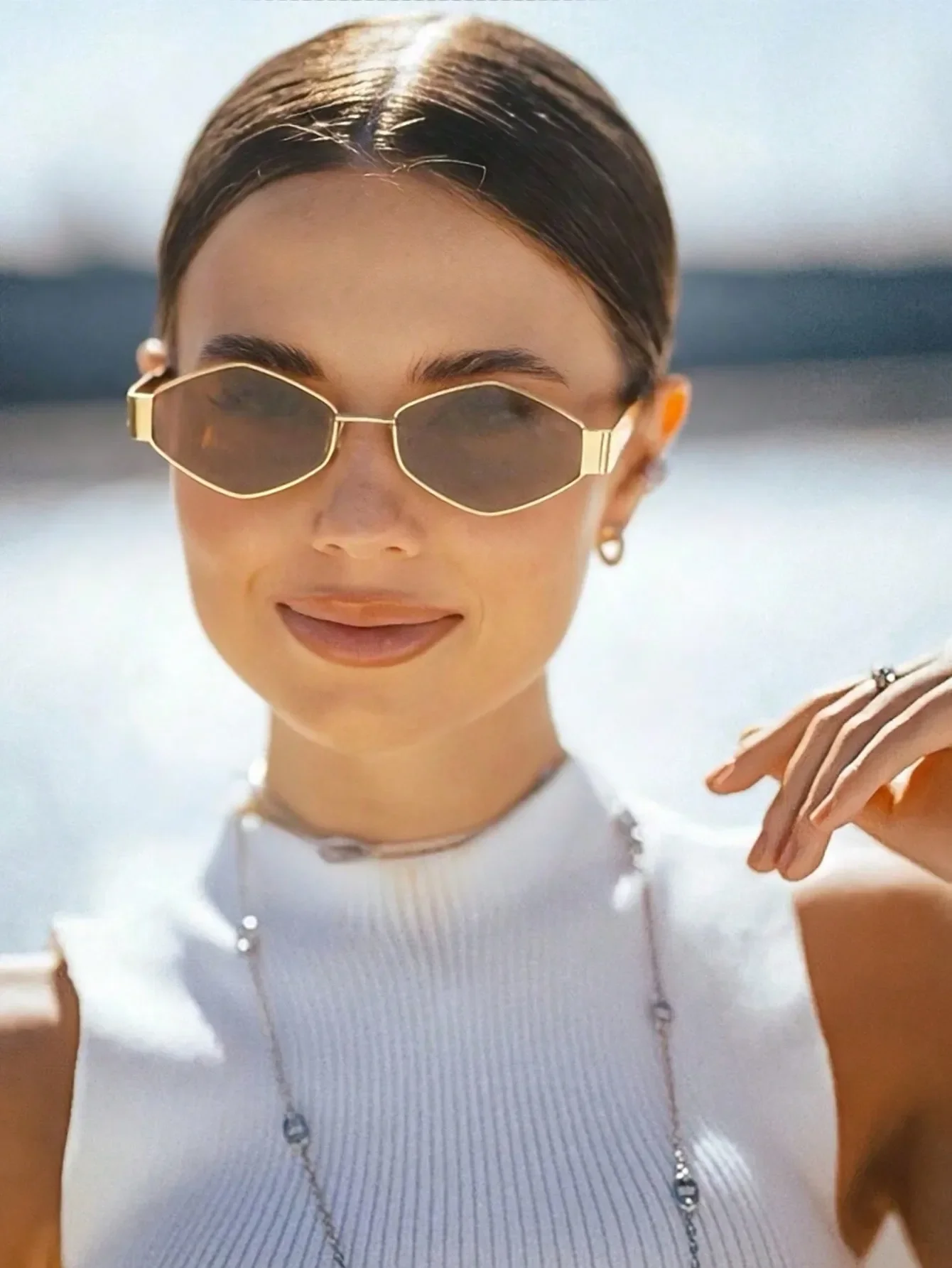 

1pc Rhombus Metal Small Frame Y2K Fashion Fashion Glasses Beach Accessories For Women Glasses Shades For Summer Beach Vacation,Outdoor,Travel Preppy Style For Back To School