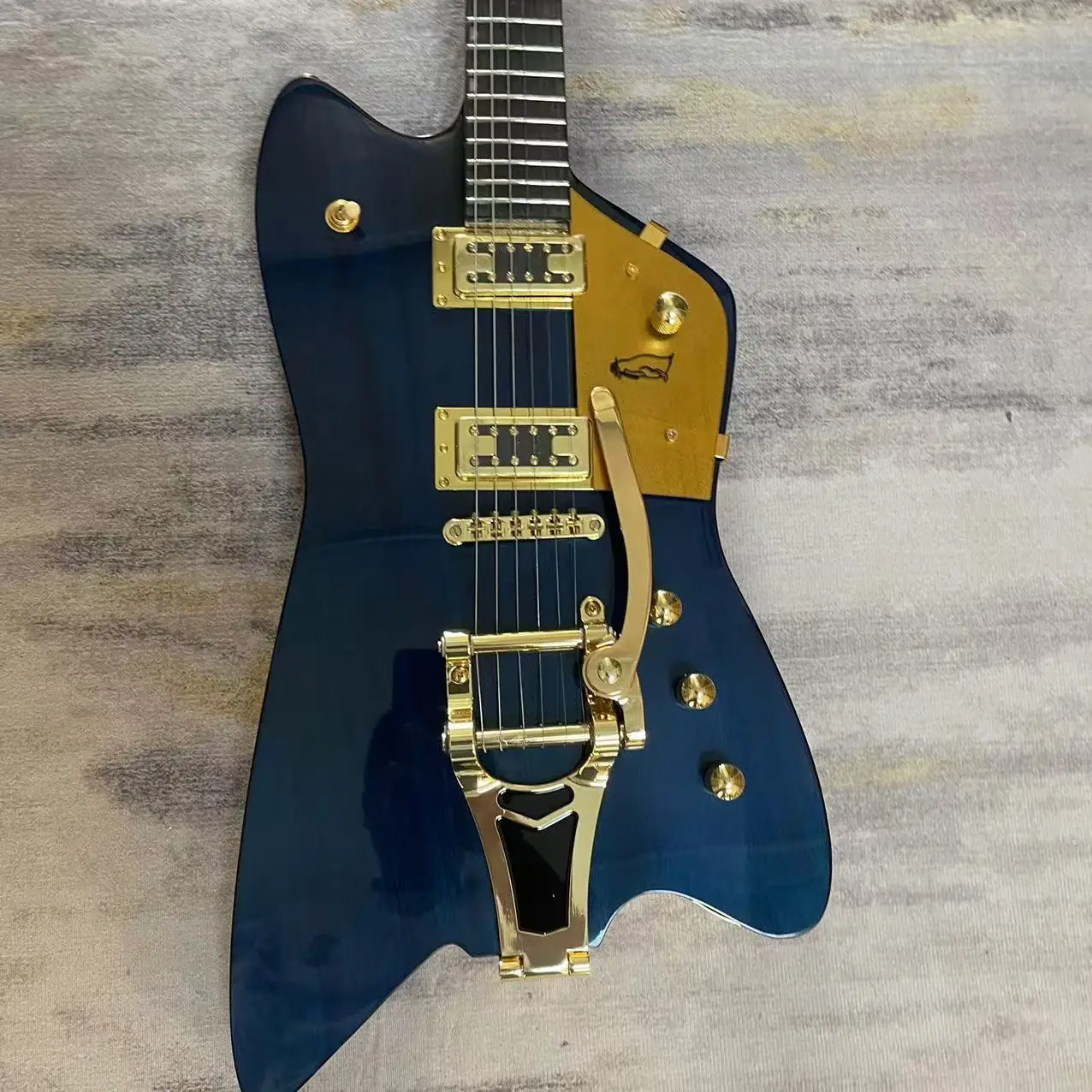 Electric Guitar 6-Chord Alien Style Electric Guitar, Deep Blue Body with Peach Blossom Wood, Factory Realistic Photo, In Stock,