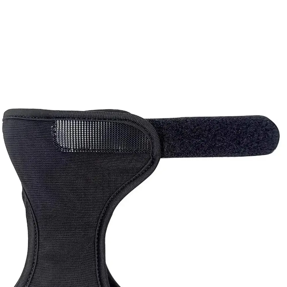 Non-Slip Three-Finger Gloves Breathable Adjustable Shooting Protective Gloves Professional Black Recurve Bow Gloves