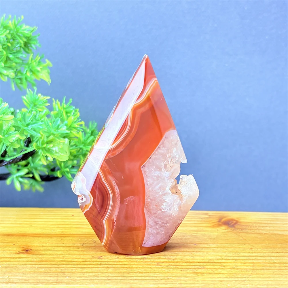 Natural Carnelian Red Silk Agate Reiki Healing Wand Free Form Flame Shape Chakra Meditation Tool Home Garden Decor Gift