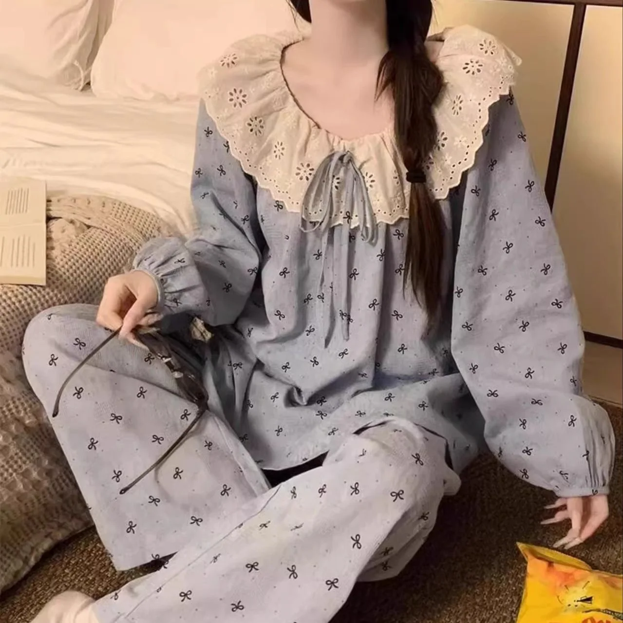 Women's New Round Neck and Large Lapel Lace Pajamas Set, Women's Floral Long Sleeved Pants, Loose Home Clothes Two-Piece Set