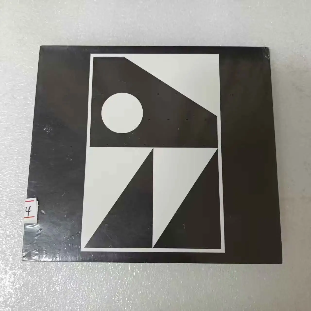 

Electronic music Hundred Waters Communicating US version Music CD Album Music Record Cosplay Walkman Car Soundtrack