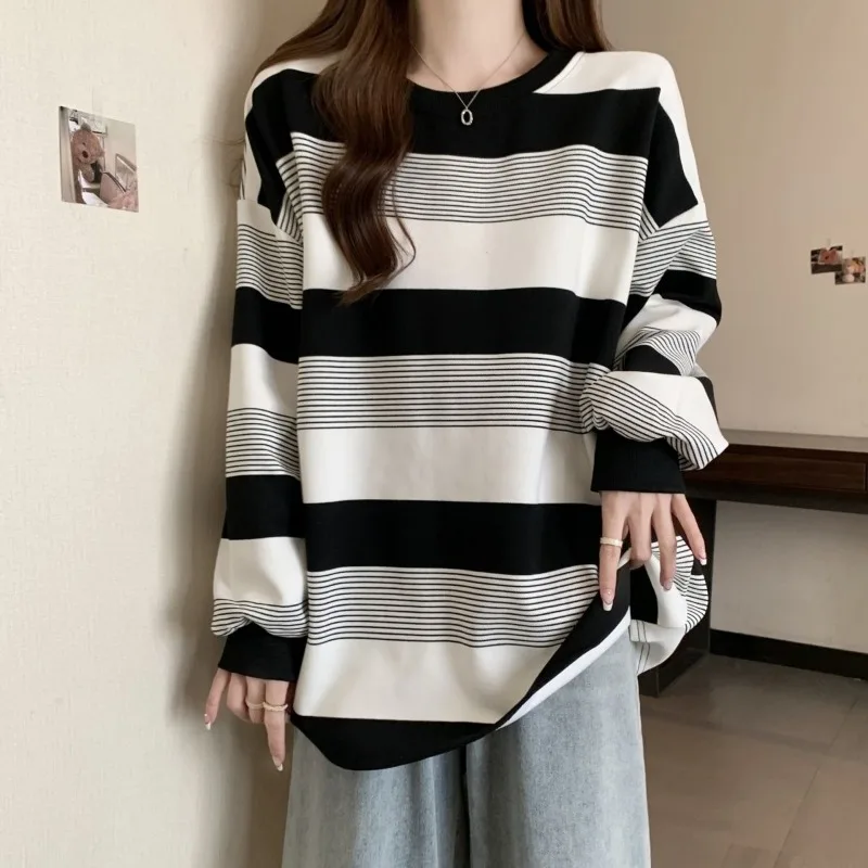 

Loose Fit Tummy Slimming American Retro Lightweight Striped Long Sleeve Round Neck Pullover Women's 2026 New Arrival Autumn