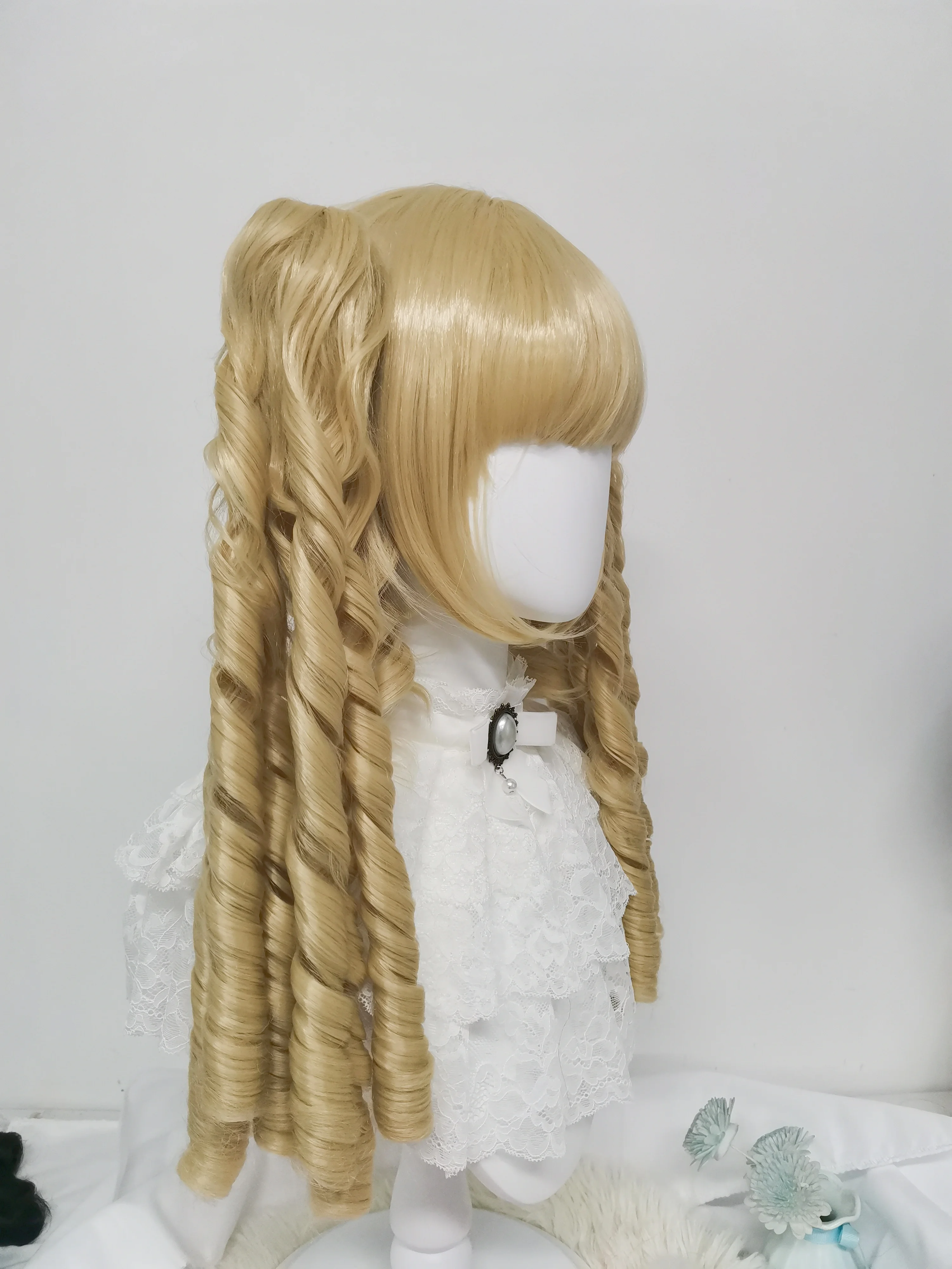 REEWES Twin Pigtails Roll Wig With Bang Black Synthetic Hair For Cute Doll Chic Teen Girls Cosplay Princess Halloween Cos