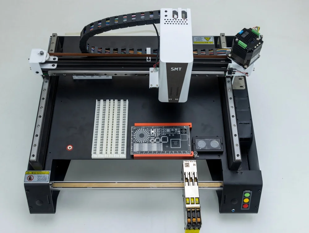 

Triple Vision Camera X5 PRO SMT Pick and Place Machine 220V 110V Desktop Mini Automatic Chip Mounter Equipment for PCB