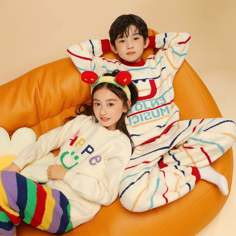 

Sleepwear Flannel Pajamas For Girls Boys Plus Velvet Long Sleeve Tops+Pants Suits Fashion Home Clothing Girls Kid Sleepwears