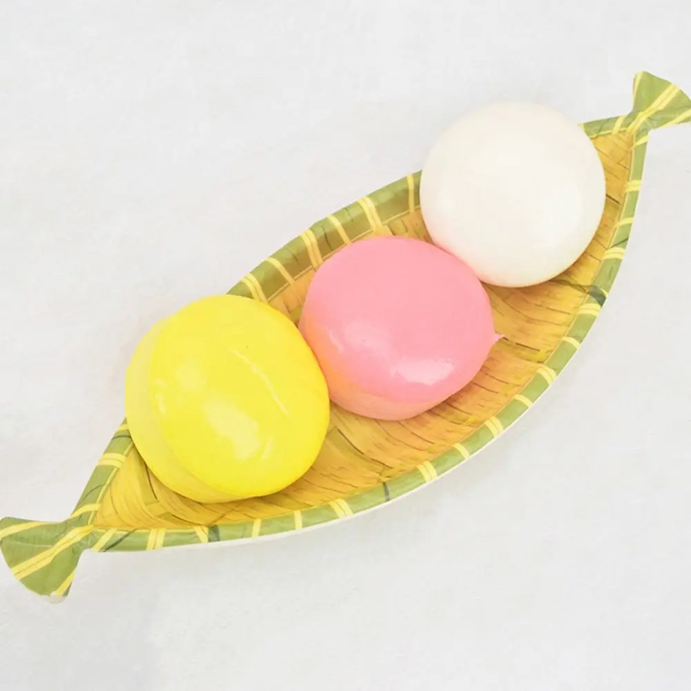 Kawaii Slow Rebound Cake Squeeze Soft Anti-stress Fidget Squeeze Cartoon Mochi Squish Foam Home Use