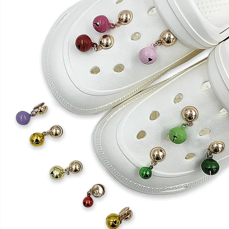 10 PCS Cute Multi-color Pendant Bell Hole Shoe Charms Decorations Integrated I-shaped Shoes Buckle DIY 3D Hoe Shoe Accessories