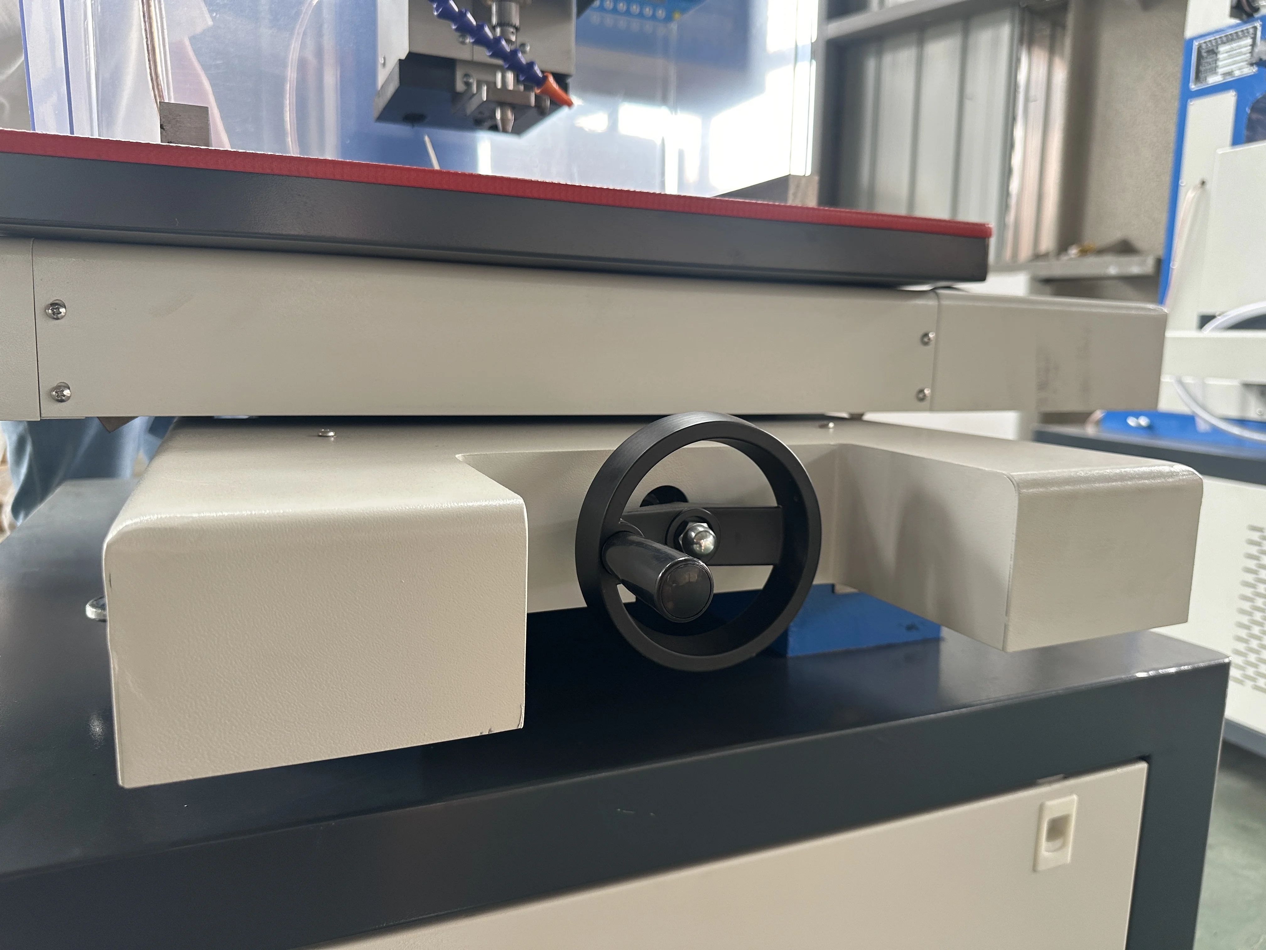 DD703.50 Tensão 50Hz 380V Edm Super Furadeira