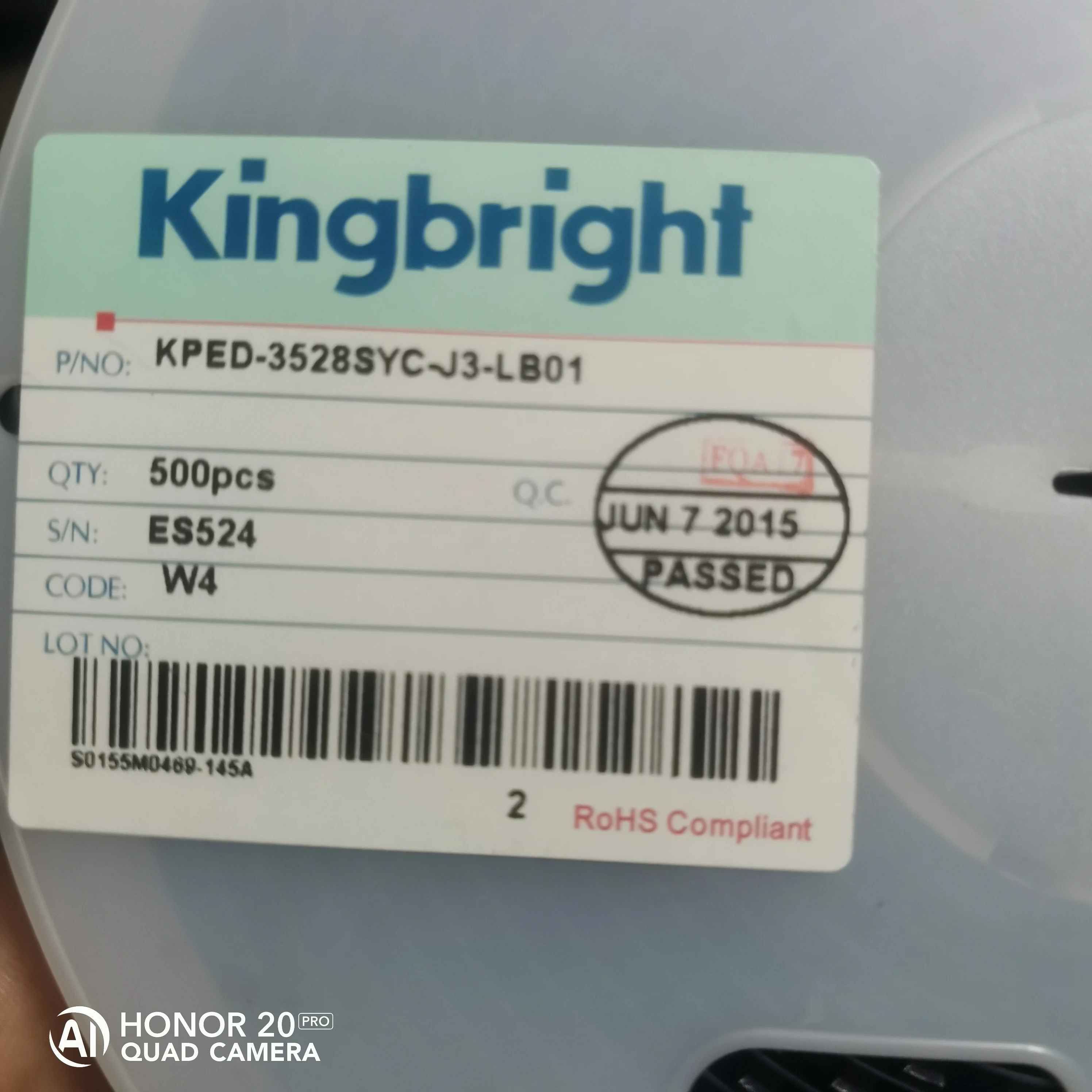 50 قطعة/KPED-3528SYC-J3-LB01 3528 ضوء أصفر، عدسة قبة، كشاف