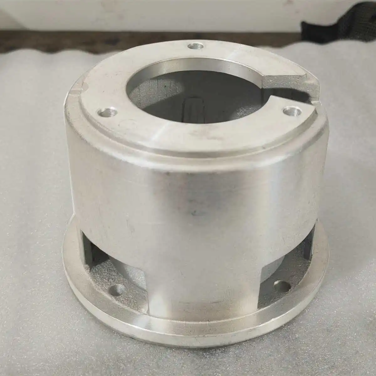 XD63/100 rotary vane vacuum pump 2.2kw 3kw connection frame flange bracket