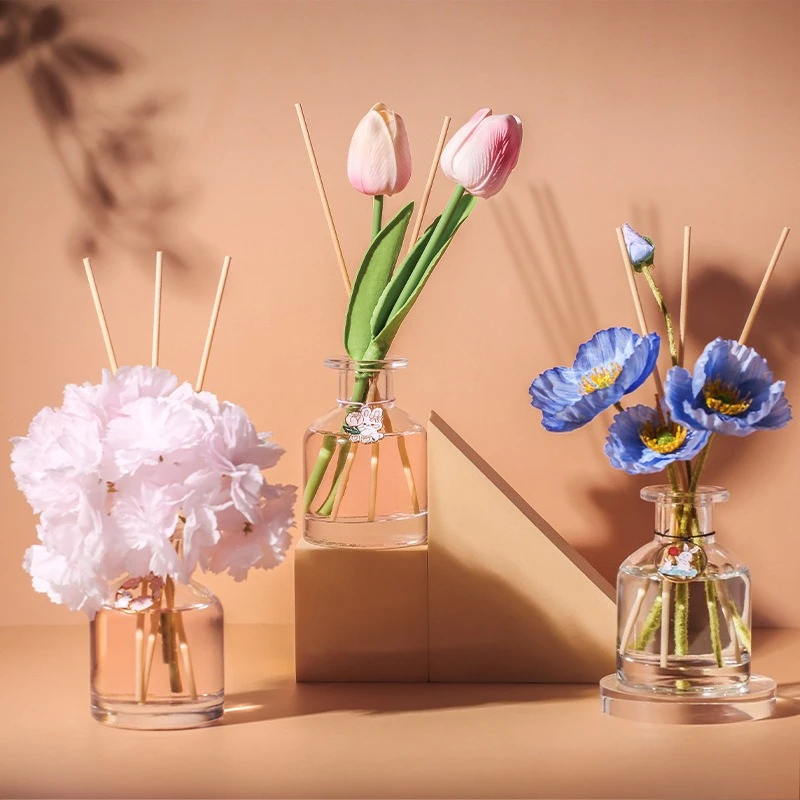 

Reed Diffusers Set, 4.10 oz Flower Scented Diffuser with 5 Sticks, Home Fragrance Diffuser Perfect for Bathroom, Shelf Decor