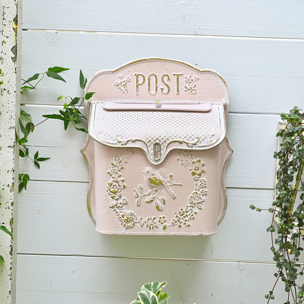 HYS flower and bird wall-mounted mailbox pink old wrought iron outdoor garden decoration mailbox rainproof and waterproof