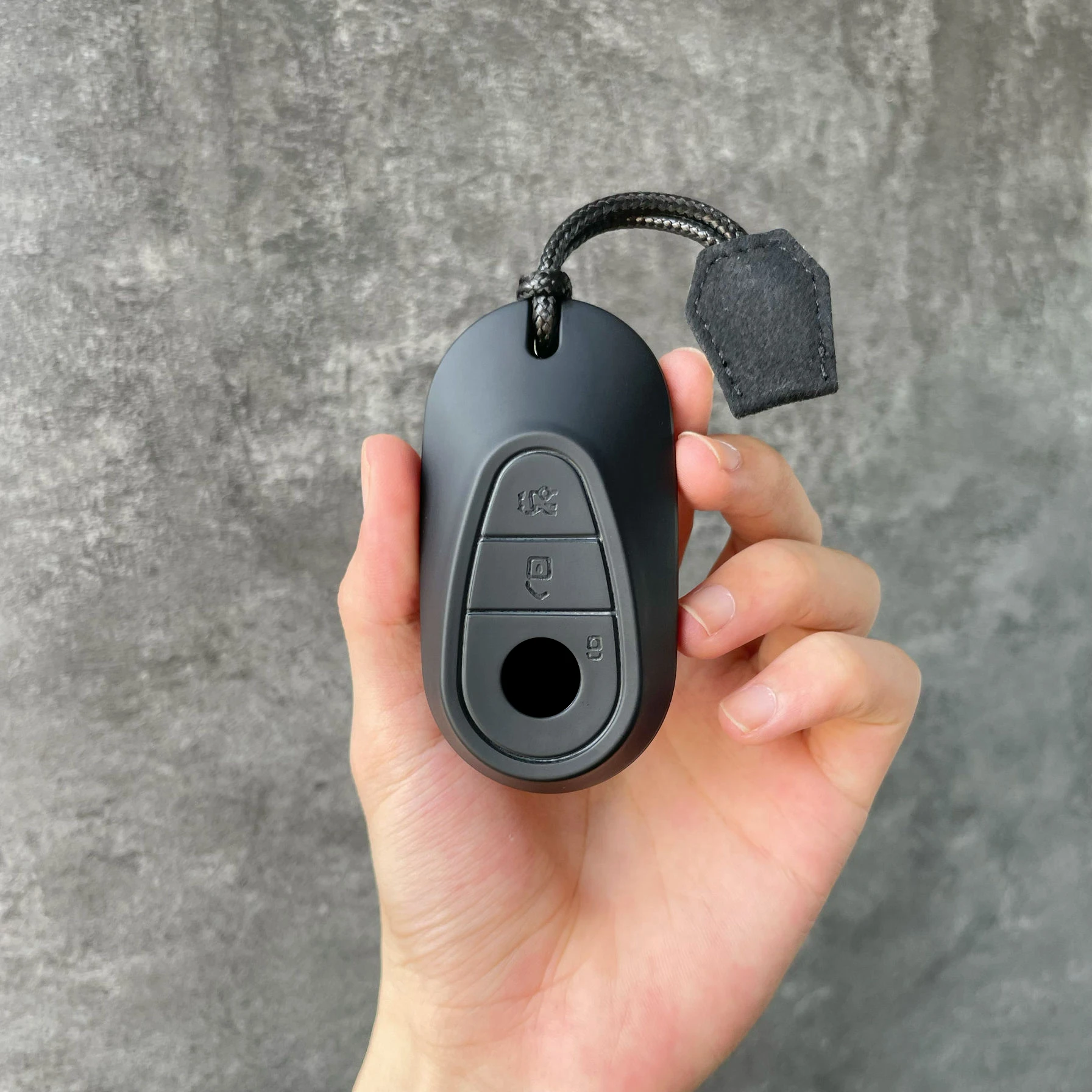 حافظة مفاتيح السيارة من البولي يوريثان غطاء عن بعد شل حامل حامي فوب لمرسيدس بنز 2025 جديد C260L E300L S400L EQE GLC CLE C E S Class