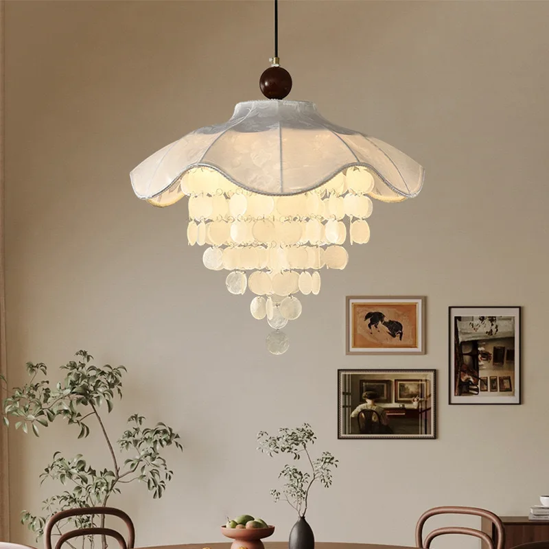 Contemporary Luxury Crystal Tassel Pendant Lamp Romantic Art Bedroom Study Villa Restaurant Aisle French Retro LED Hanging Light