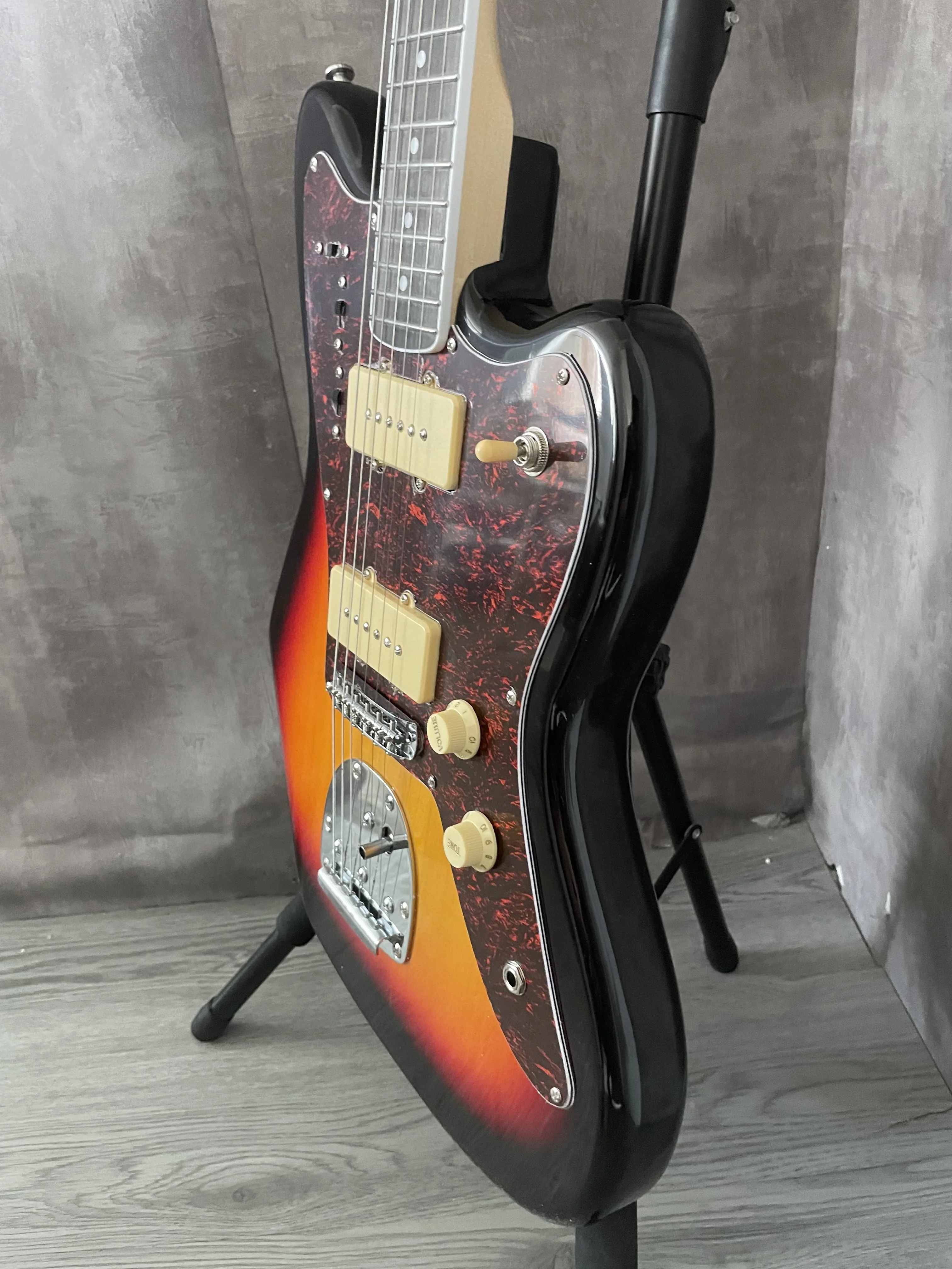 Diapasón de palisandro de puesta de sol de guitarra eléctrica de Jazz Vintage 2001 de alta calidad