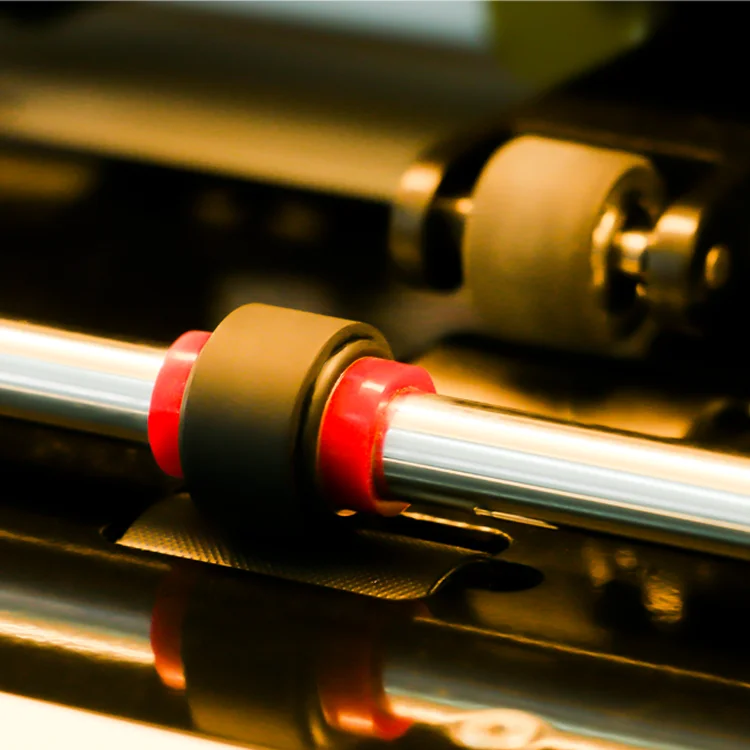 آلة قطع ملصقات الفينيل بنمط الرسوم المتحركة للتغذية #5